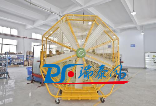 瑞泰風(fēng)工業(yè)大風(fēng)扇、鋼結(jié)構(gòu)廠房通風(fēng)降溫方案、廠房車(chē)間通風(fēng)降溫方案、大型工業(yè)風(fēng)扇、物流倉(cāng)儲(chǔ)大風(fēng)扇、大吊扇、工業(yè)風(fēng)扇、廠房車(chē)間降溫設(shè)備、廠房車(chē)間通風(fēng)設(shè)備、車(chē)間溫控設(shè)備、工業(yè)大吊扇、工業(yè)大風(fēng)扇、工業(yè)節(jié)能風(fēng)扇、湖北瑞兆偉業(yè)通風(fēng)降溫科技有限公司、瑞泰風(fēng)工業(yè)大風(fēng)扇