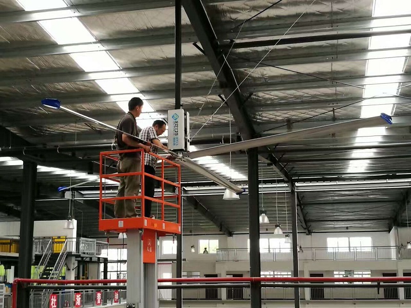 瑞泰風(fēng)工業(yè)風(fēng)扇、潤東方工業(yè)冷風(fēng)機、鋼結(jié)構(gòu)廠房通風(fēng)降溫方案、廠房車間通風(fēng)降溫方案、大型工業(yè)風(fēng)扇、物流倉儲大風(fēng)扇、大吊扇、工業(yè)風(fēng)扇、廠房車間降溫設(shè)備、廠房車間通風(fēng)設(shè)備、車間溫控設(shè)備、工業(yè)大吊扇、工業(yè)大風(fēng)扇、工業(yè)節(jié)能風(fēng)扇、湖北瑞兆偉業(yè)通風(fēng)降溫科技有限公司。