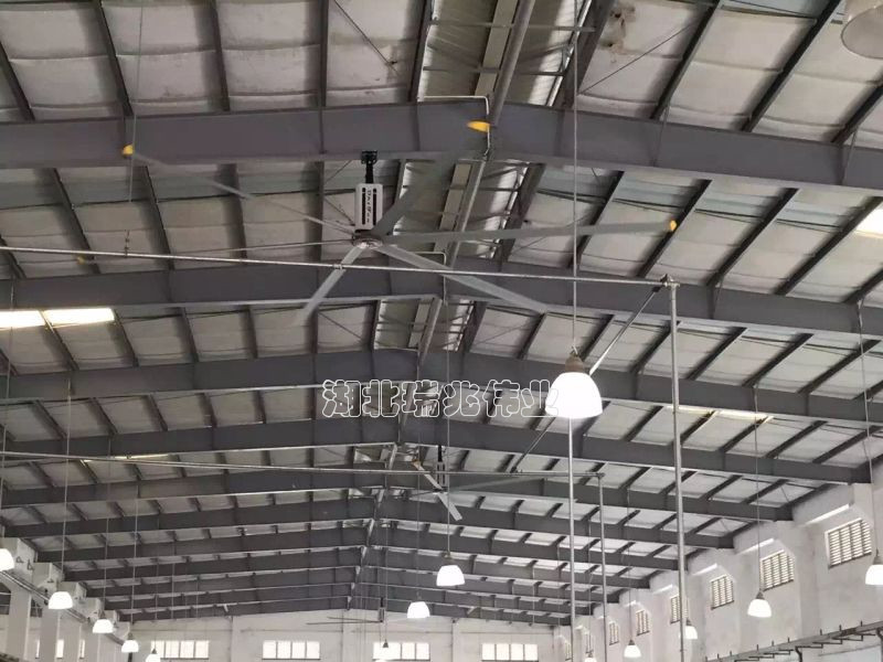 工業(yè)大風(fēng)扇、工業(yè)大吊扇、工業(yè)節(jié)能風(fēng)扇、廠房車間通風(fēng)降溫方案