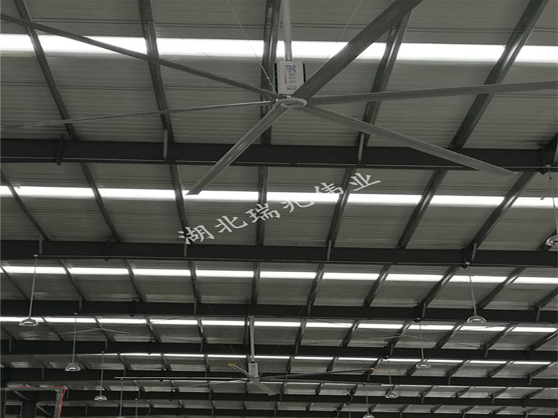 大型工業(yè)風(fēng)扇、工業(yè)大吊扇、工業(yè)大風(fēng)扇、工業(yè)節(jié)能風(fēng)扇、車間溫控設(shè)備