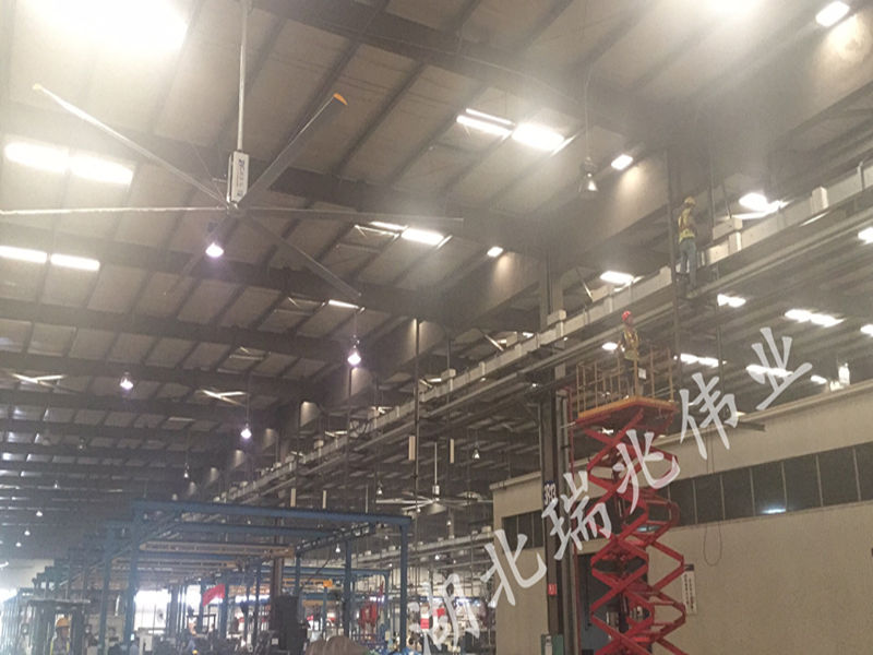 扇機(jī)組合、冷風(fēng)機(jī)、工業(yè)冷風(fēng)機(jī)、蒸發(fā)式冷風(fēng)機(jī)、潤(rùn)東方蒸發(fā)式冷風(fēng)機(jī)、湖北潤(rùn)東方蒸發(fā)式冷風(fēng)機(jī)、大風(fēng)扇、工業(yè)大風(fēng)扇、湖北工業(yè)大風(fēng)扇、瑞泰風(fēng)工業(yè)大風(fēng)扇、湖北瑞泰風(fēng)工業(yè)大風(fēng)扇、工業(yè)吊扇、工業(yè)大吊扇、降溫、廠房降溫、廠房通風(fēng)、湖北廠房降溫、湖北廠房通風(fēng)降溫、車間通風(fēng)、車間降溫、通風(fēng)降溫、車間通風(fēng)降溫、湖北車間降溫、湖北車間通風(fēng)降溫、工廠車間降溫