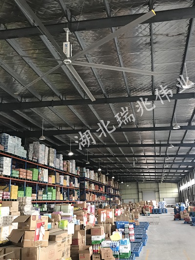 工業(yè)大風(fēng)扇，工業(yè)大吊扇，高大空間用工業(yè)大風(fēng)扇，物流倉(cāng)庫(kù)用工業(yè)大風(fēng)扇，鋼結(jié)構(gòu)廠房用工業(yè)大風(fēng)扇