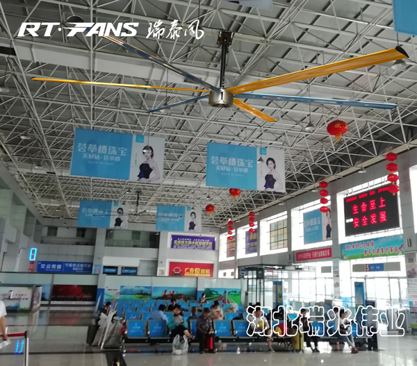 工業(yè)大風(fēng)扇,公共場(chǎng)所通風(fēng)換氣,大型公共場(chǎng)所降溫,節(jié)能環(huán)?？照{(diào),高大型鋼構(gòu)場(chǎng)所降溫通風(fēng)