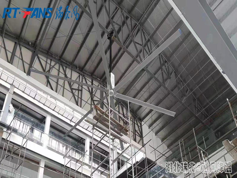 工業(yè)大風扇  瑞泰風工業(yè)風扇  大型工業(yè)吊扇  大型工業(yè)風扇  工業(yè)節(jié)能風扇