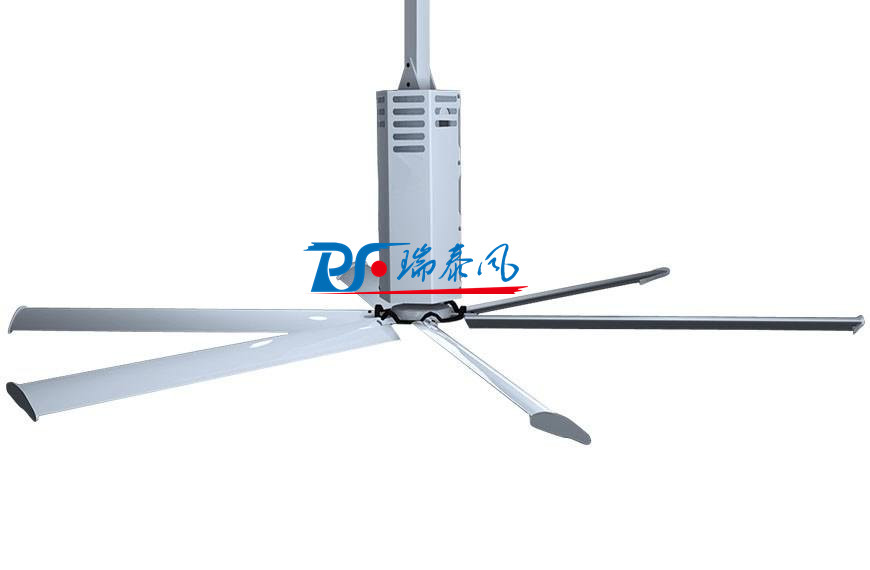 電影《芳華》不忘初心，美好的人性永存；瑞泰風(fēng)工業(yè)大風(fēng)扇，17年如一日，堅(jiān)持以客為本、以質(zhì)取勝的發(fā)展方向！